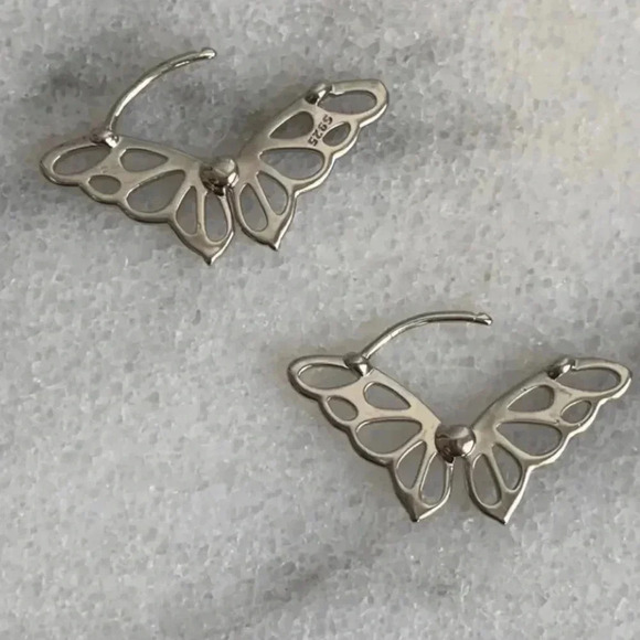 New Drop! Sterling Silver Butterfly Wing Hoop Earrings Brand New - Picture 5 of 5